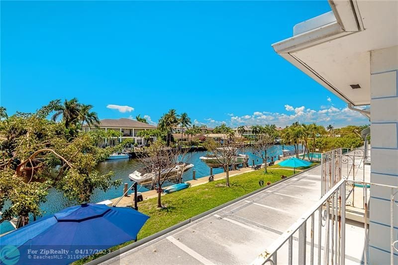 2500 NE 36th 10, Lighthouse Point, FL 33064 BHGRE