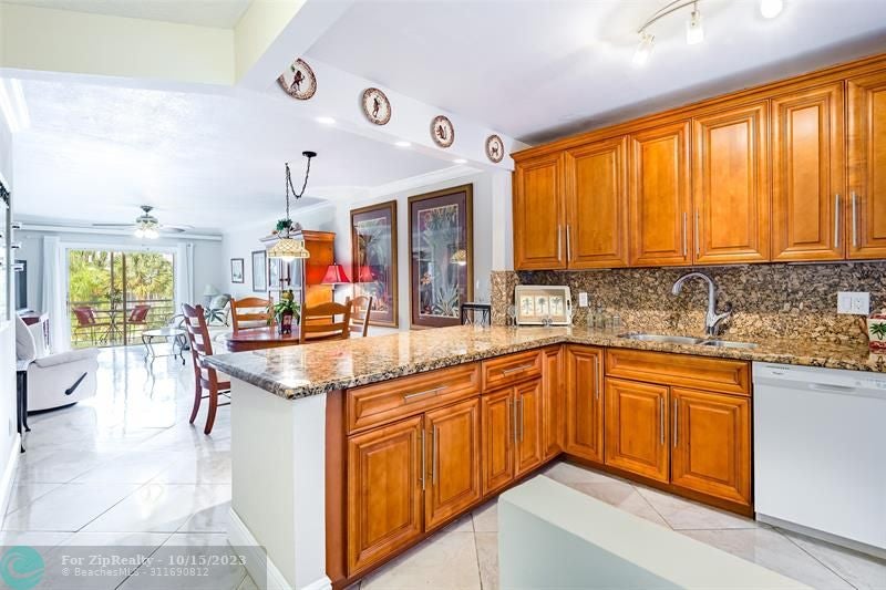 2731 NE 14th Street Cswy 325, Pompano Beach, FL 33062 BHGRE