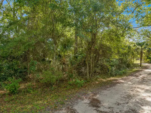 6338 N Cypress Dr, St Augustine, FL 32095