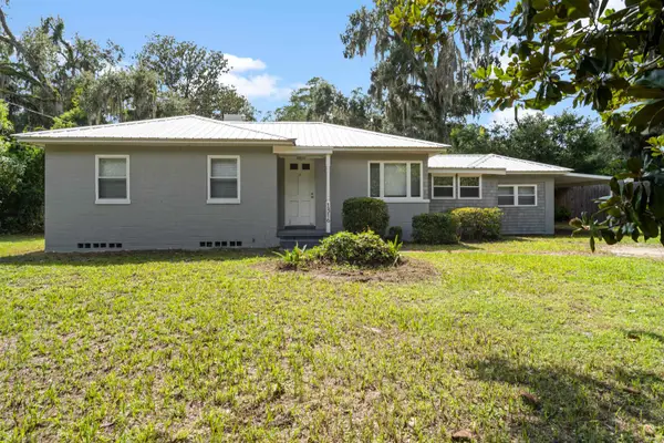 1316 NE 9th St, Gainesville, FL 32601