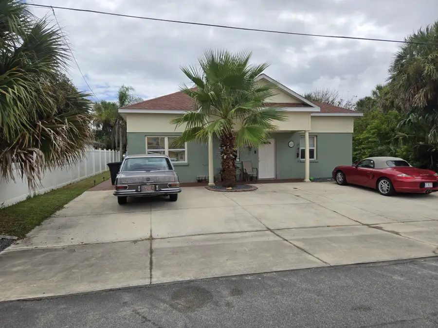 319 N 3rd Street, Flagler Beach, FL 32136 - #3
