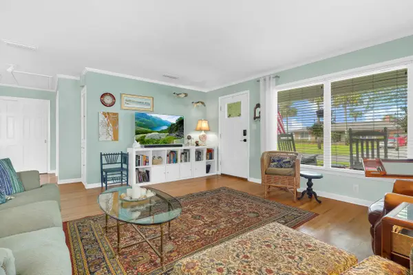 26 Dolphin Dr, St Augustine, FL 32080