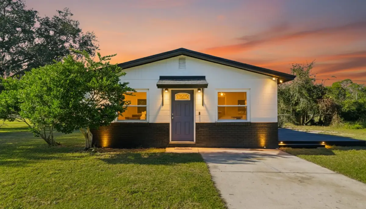 811 Hymon Cir, Bunnell, FL 32110 - #1