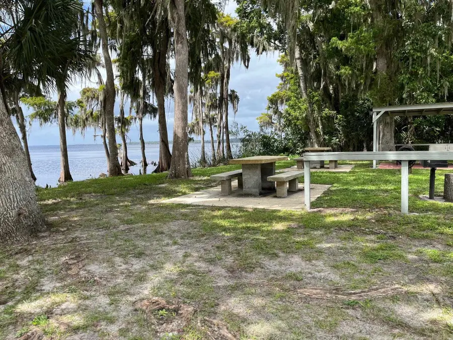 120 N July, Georgetown, FL 32139 - #3