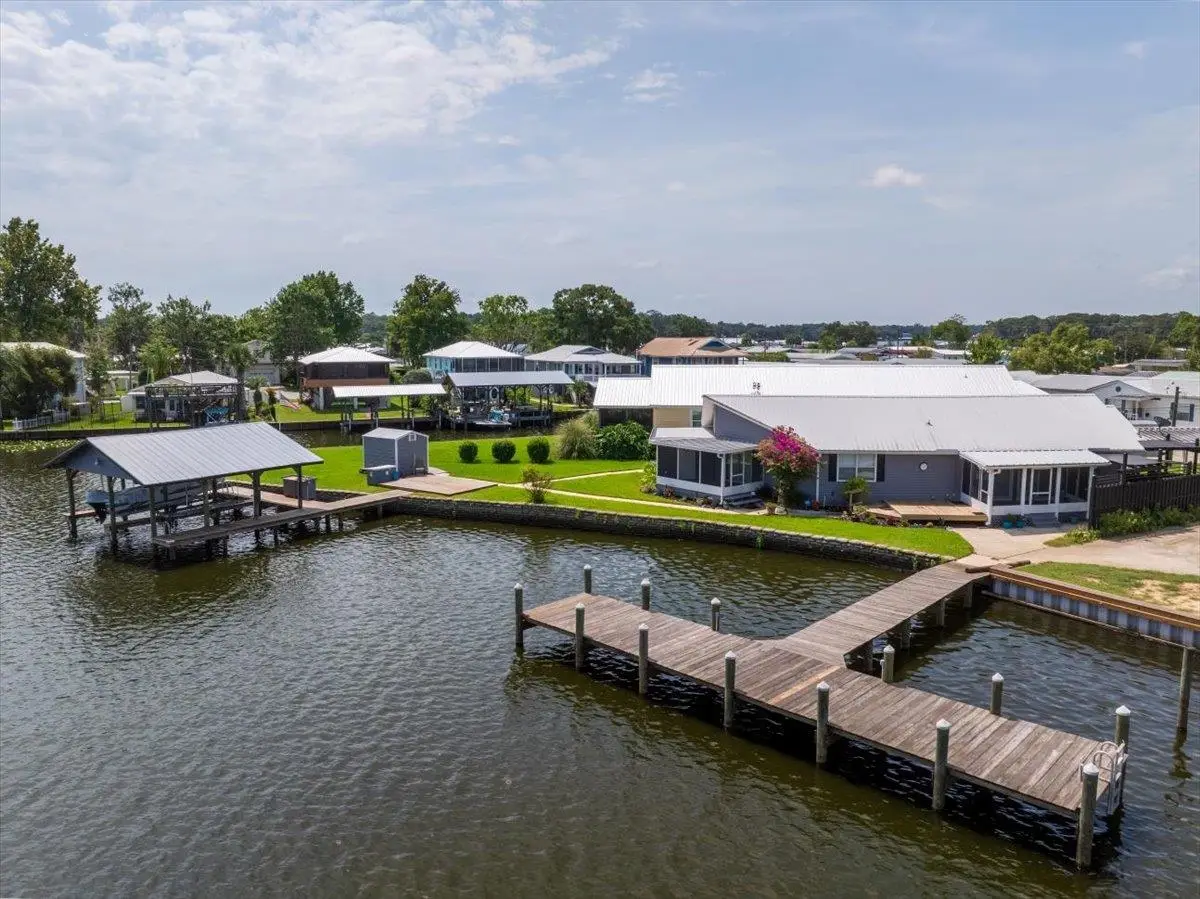 164 Moonlite Dr, Welaka, FL 32193 - #1