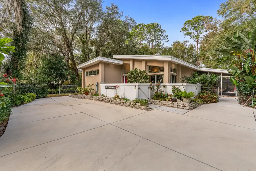 320 Ravenswood Dr, Saint Augustine, FL 32084 - #2