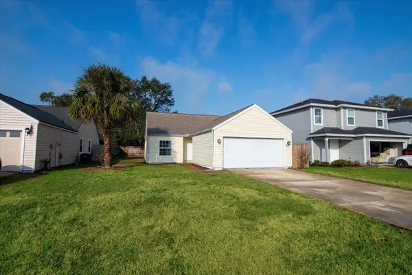 25 Wood Ash Ln, Palm Coast, FL 32164