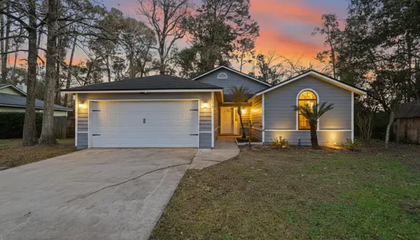 7824 Rocky Fort Trl, Jacksonville, FL 32277