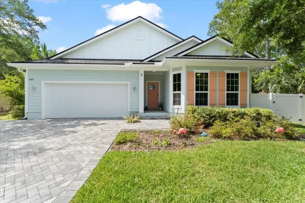 633 W Pope Rd, St Augustine, FL 32080