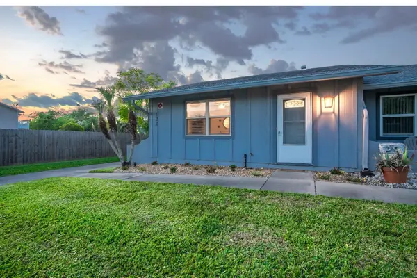 122 Rio Del Mar St #A, St Augustine, FL 32080