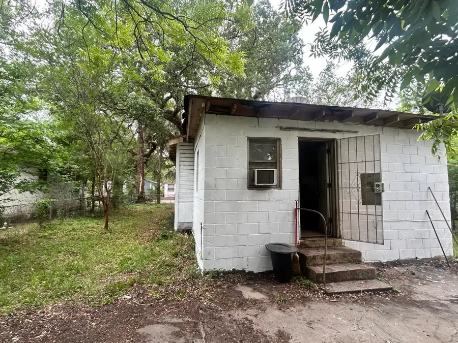 1663 W 30th St, Jacksonville, FL 32209 - #2