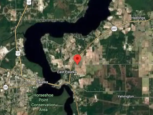 158 E Cracker Swamp Rd, East Palatka, FL 32131