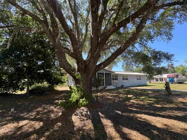 103 Bass Ave, Satsuma, FL 32189