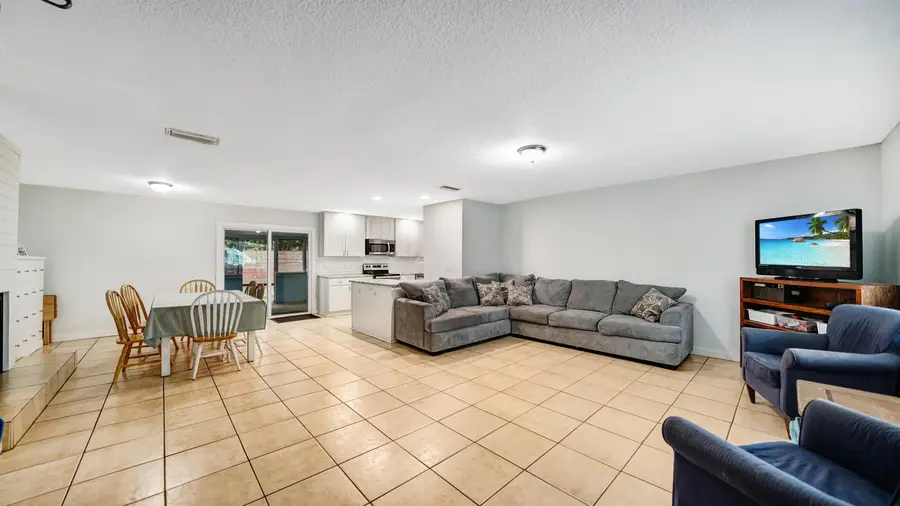 745 Wildwood Dr, Saint Augustine, FL 32086 - #3