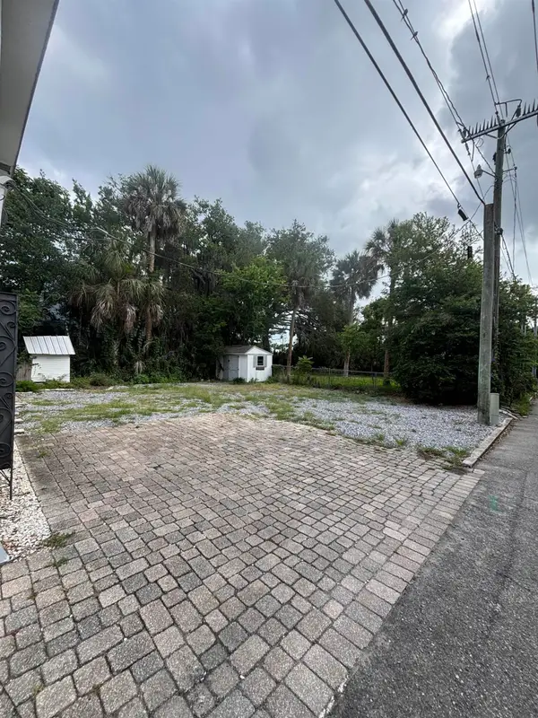 52 E San Carlos Ave, St Augustine, FL 32084
