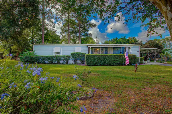 736 San Mateo Rd, Satsuma, FL 32189