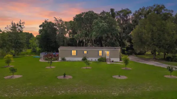 110 Fleming Ave, Satsuma, FL 32189