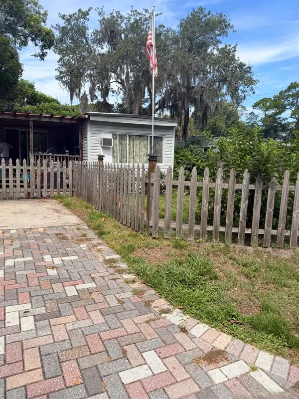 1471 Los Robles Ave, St Augustine, FL 32084