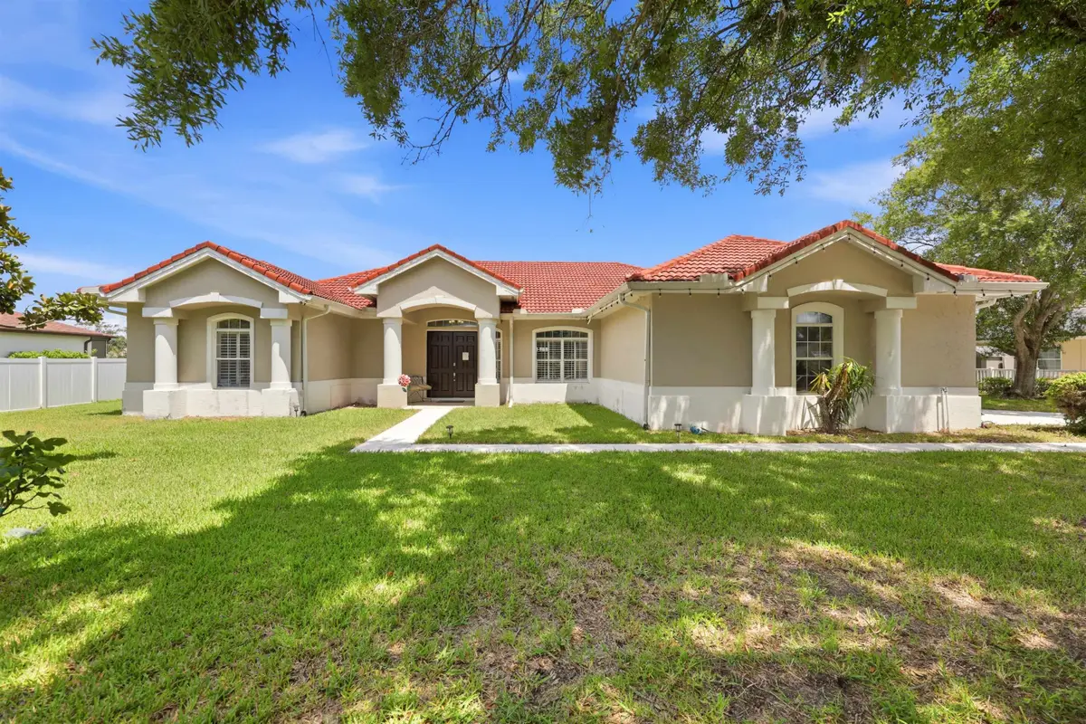 76 Club House Dr, Palm Coast, FL 32137 - #1