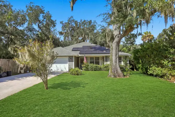 230 Mimosa Rd, St Augustine, FL 32086