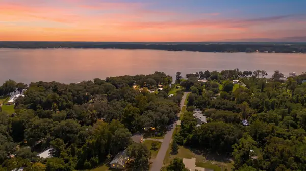 112 River Road Dr, Palatka, FL 32177
