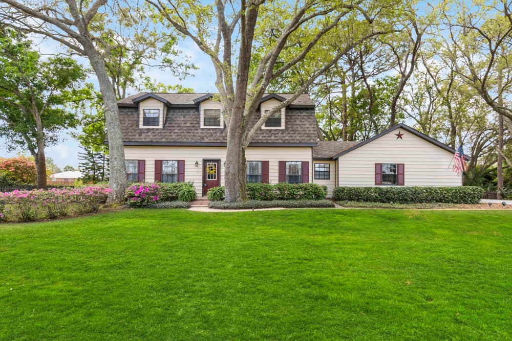 240 Peake Street Ne, Palm Bay, FL 32907 BHGRE