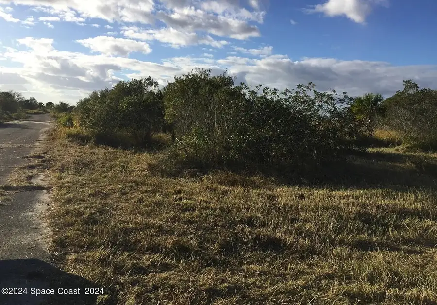 1561 Kerman Street Sw, Palm Bay, FL 32908 - Image #2