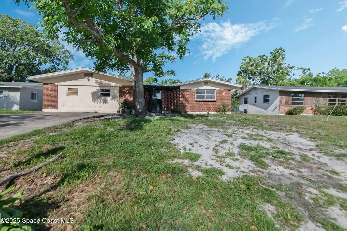 1136 Lakewood Park Drive, Daytona Beach, FL 32117 - Image #1