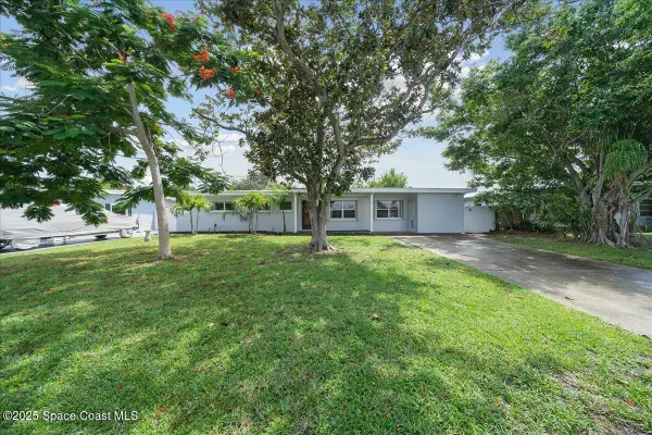 255 Birch Avenue, Merritt Island, FL 32953