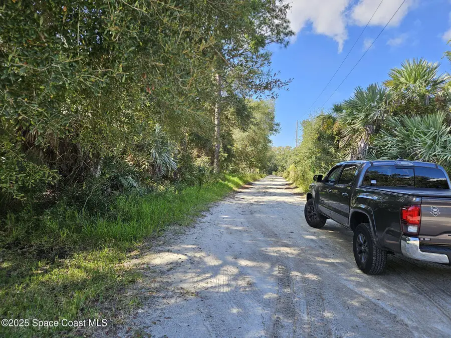 4600 N Beacon Light Road N, Edgewater, FL 32141 - #3