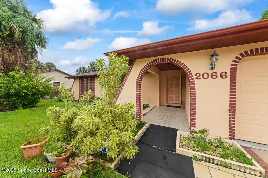 2066 Acacia Street Ne, Palm Bay, FL 32905 - Image #2