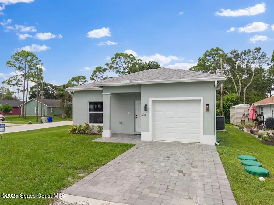 1395 17th Court Sw, Vero Beach, FL 32962 - Image #2