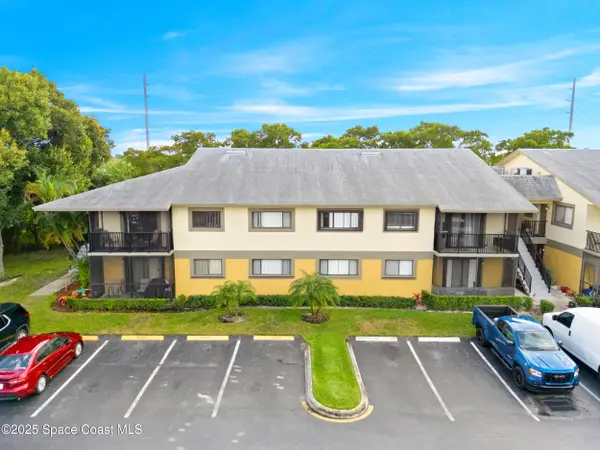 588 Trace Circle #102, Deerfield Beach, FL 33441