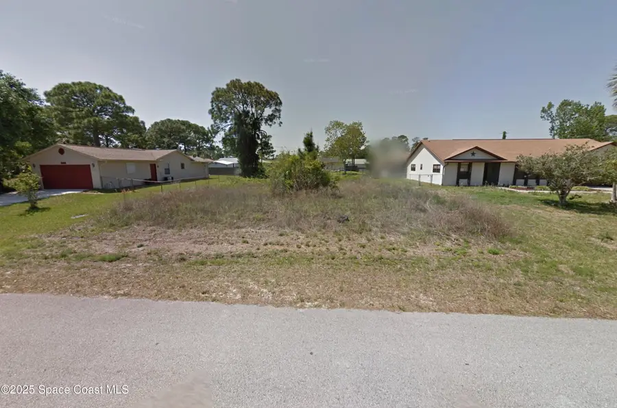 1330 Lamplighter Drive Nw, Palm Bay, FL 32907 - Image #2