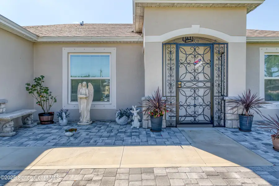 516 Olsmar Street Sw, Palm Bay, FL 32908 - Image #3