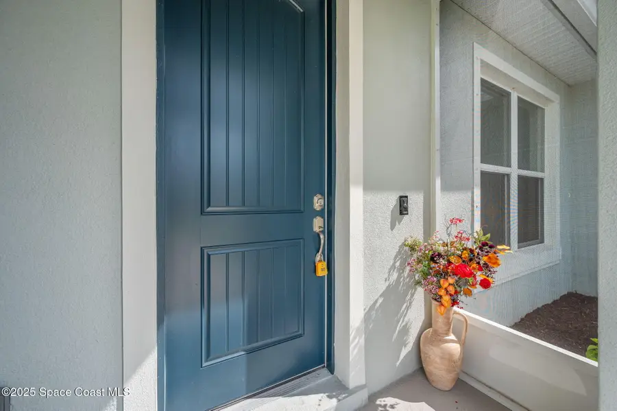 533 Arcadia Avenue Ne, Palm Bay, FL 32907 - Image #2