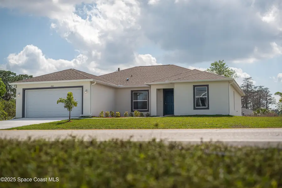 517 Fellenz Street Sw, Palm Bay, FL 32908 - Image #2