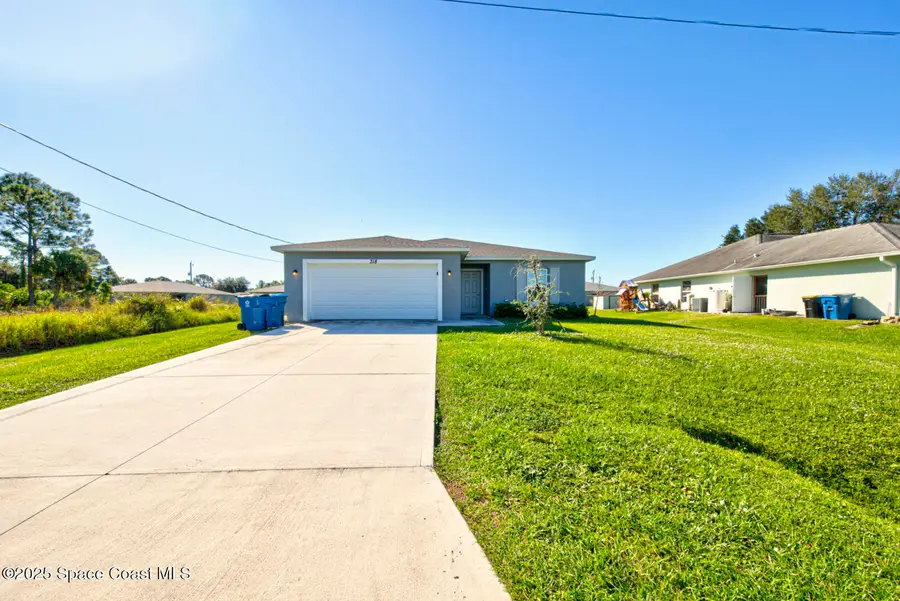 318 Silver Frost Street Se, Palm Bay, FL 32909 - Image #2