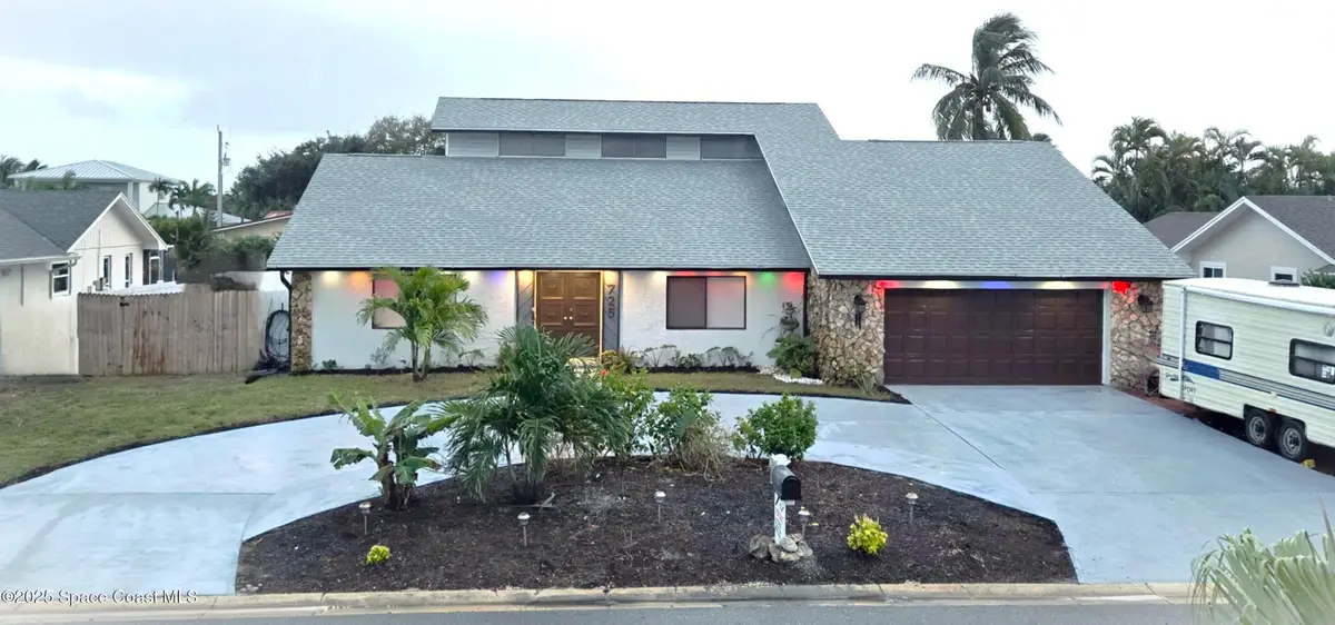 725 Puesta Del Sol Plaza, Indialantic, FL 32903 - Image #1