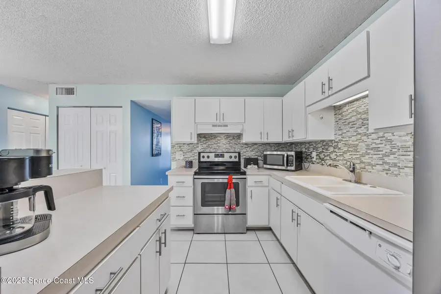 3112 Manor Drive Ne, Palm Bay, FL 32905 - Image #3