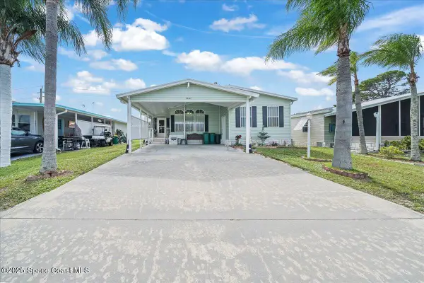 5447 Bannock Street, Micco, FL 32976