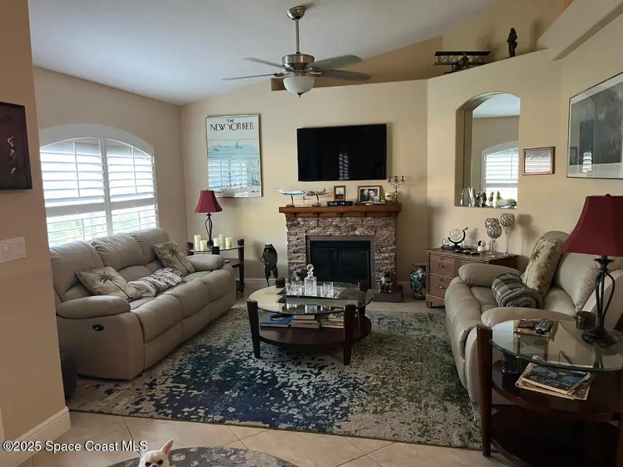 7100 Hacienda Drive, Grant, FL 32949 - Image #2