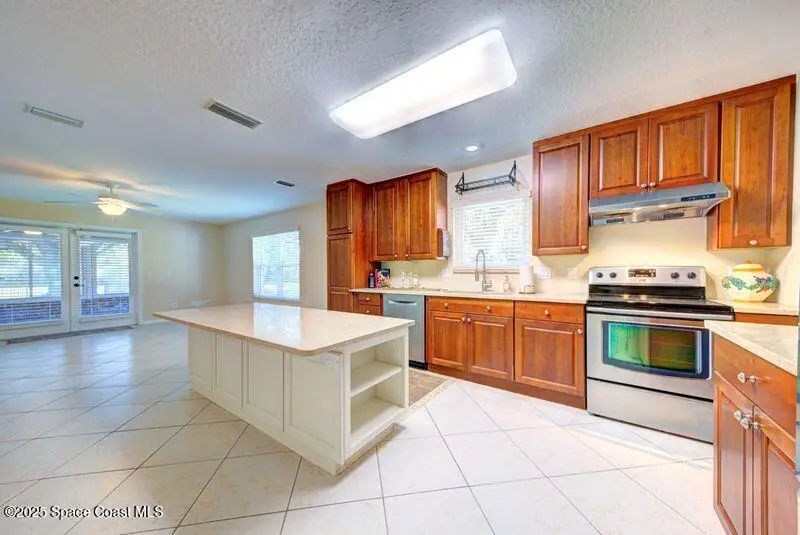 4116 Sparrow Hawk Road, Melbourne, FL 32934 - Image #2