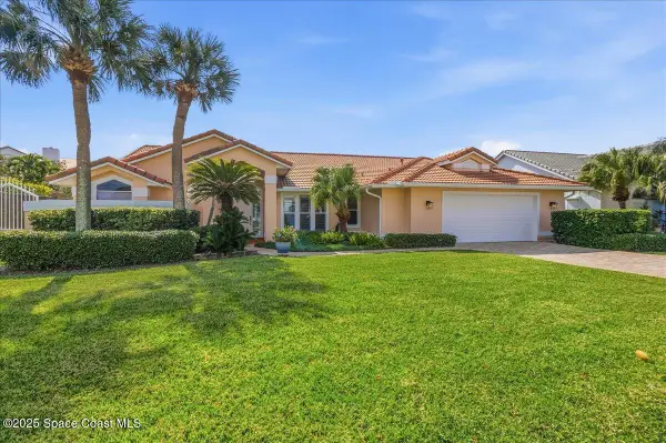30 Indian Village Trail, Cocoa Beach, FL 32931