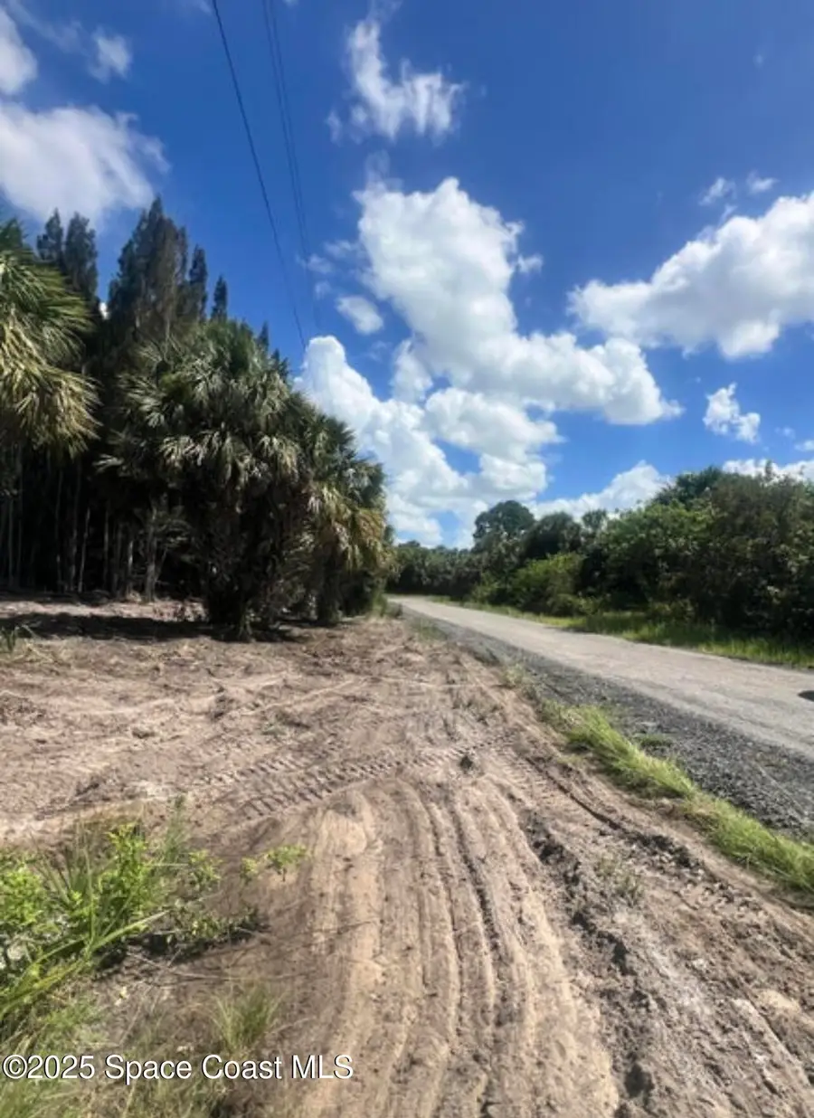 2328 Abaco Avenue Sw, Palm Bay, FL 32908 - Image #2