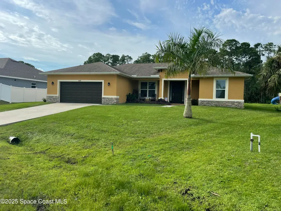 681 SW David Circle Sw, Palm Bay, FL 32908 - Image #3
