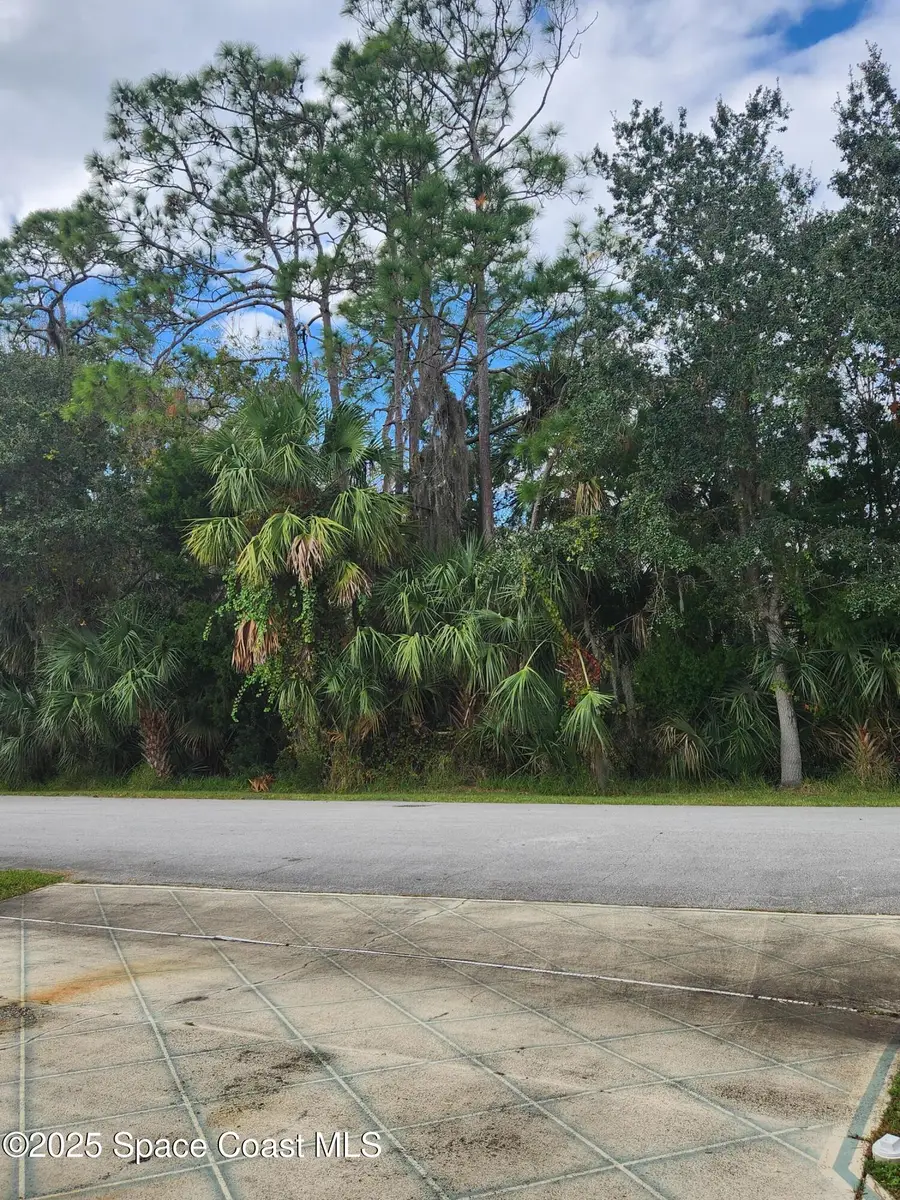 513 Lake Drive, Titusville, FL 32780 - Image #2