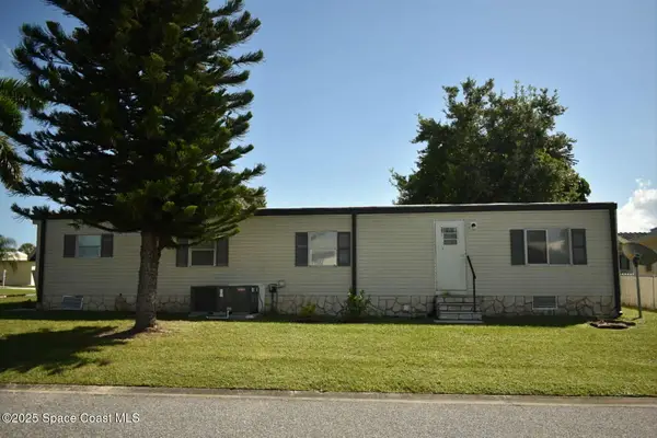 1251 Waterway Drive, Barefoot Bay, FL 32976