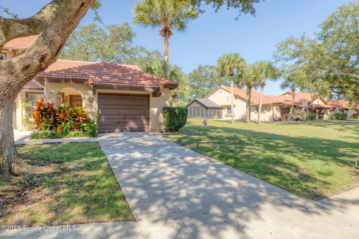 898 Brow Court Ne, Palm Bay, FL 32905 - Image #1