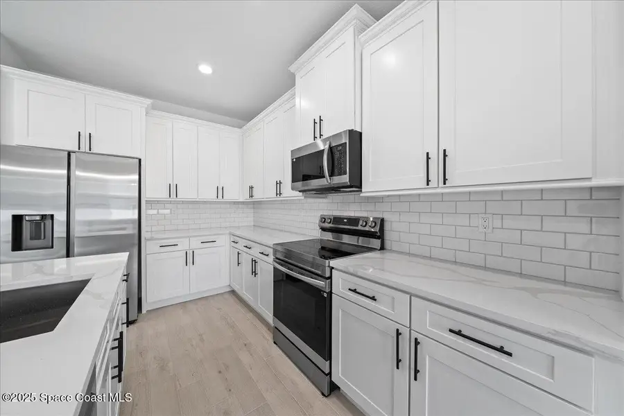 574 Fonsica Street Sw, Palm Bay, FL 32908 - Image #3